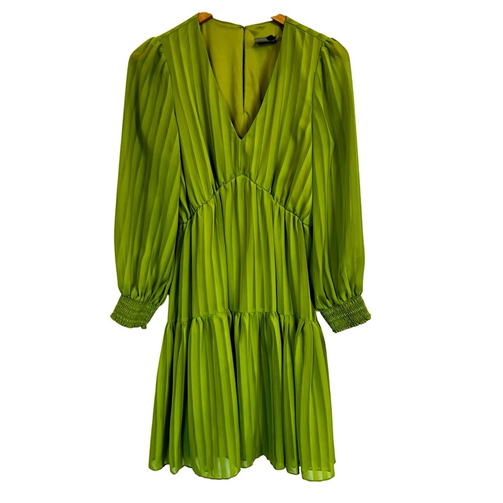 Maison Tara Chloe Apricot Green Mini Dress. Size 8 - Picture 2 of 15